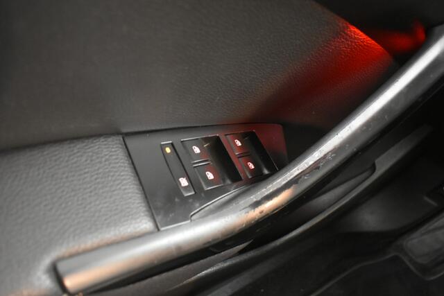 Opel ASTRA Sports Tourer 1.4 Edition Airco, Trekhaak, PDC, Onderhouden