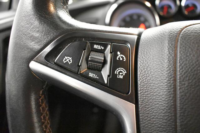 Opel ASTRA Sports Tourer 1.4 Edition Airco, Trekhaak, PDC, Onderhouden