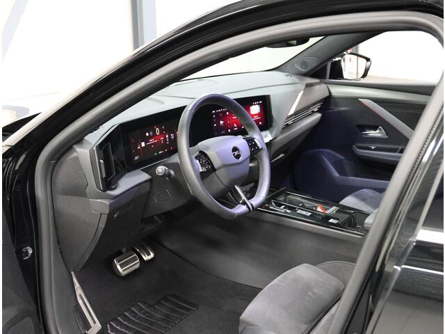 Opel ASTRA Sports Tourer 1.2 130PK Level 4 | AUTOMAAT | AppleCarPlay/AndroidAuto | Alcantara | 360°Camera | Keyless Entry&Start | Navigatie | Stoel/Stuur verwarmd | AGR Stoelen | Adaptive Cruise Control | Black Edition! |