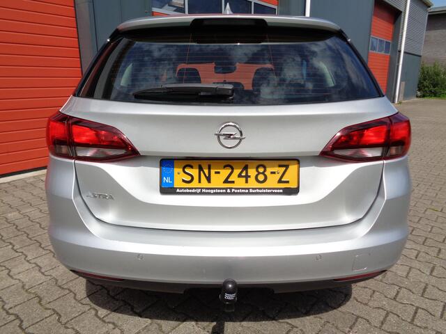 Opel ASTRA Sports Tourer ,Camera,Navi,Trekhaak!
