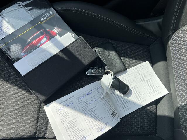 Opel ASTRA Sports Tourer 1.4 Turbo Business Executive | Nieuw Binnen! | Automaat | R link | Navi | Elektr Klep