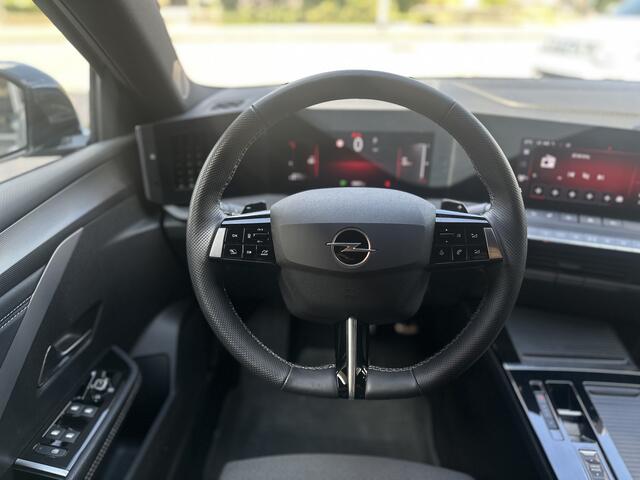 Opel ASTRA Sports Tourer 1.2 Turbo GS Key less/Camera V+A/Stoel en stuurverwarming.