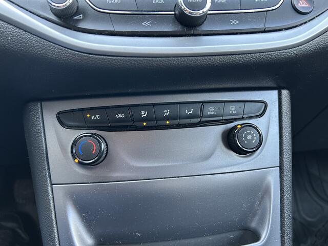 Opel ASTRA Sports Tourer 1.0 Online Edition 50% deal 3.975,- ACTIE PDC / Trekhaak / LMV / Cruise / Airco