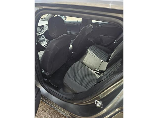 Opel ASTRA Sports Tourer 1.0 Online Edition