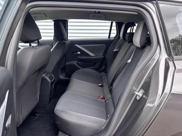 Opel ASTRA ST 1.6 Turbo 180pk HYbrid e-EAT8 | TREKHAAK | ADAPTIVE CRUISE | 180° CAMERA | DRAADLOOS LADEN | 17 INCH | FULL LED | ISOFIX |