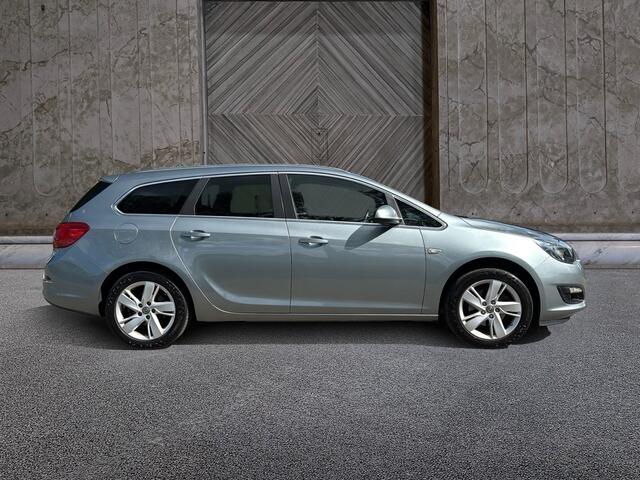 Opel ASTRA Sports Tourer 1.6 CDTi Business +