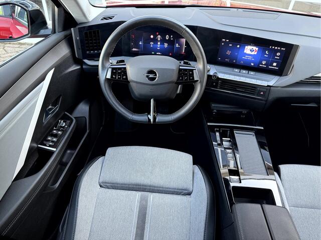 Opel ASTRA Sports Tourer 1.2 130pk Level 4 17''Lmv, Trekhaak, Camera, App Connect