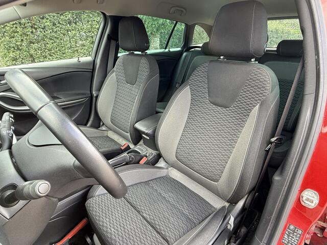 Opel ASTRA BJR 2020 Sports Tourer 1.2 111 PK Edition CLIMA / NAVI / CRUISE / LMV / PDC / PRIV. GLAS / MULTIFUINCT. STUUR