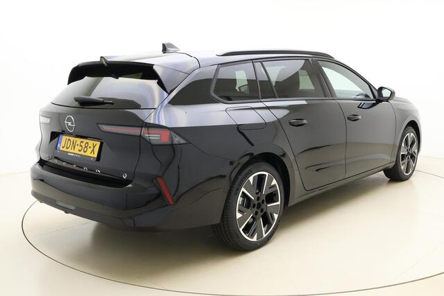 Opel ASTRA Electric 54 kWh Business Edition | DEMO | Navigatie | Adapt. Cruise control | Camera | Climate control | Stoel- en stuurverwarming | Warmtepomp