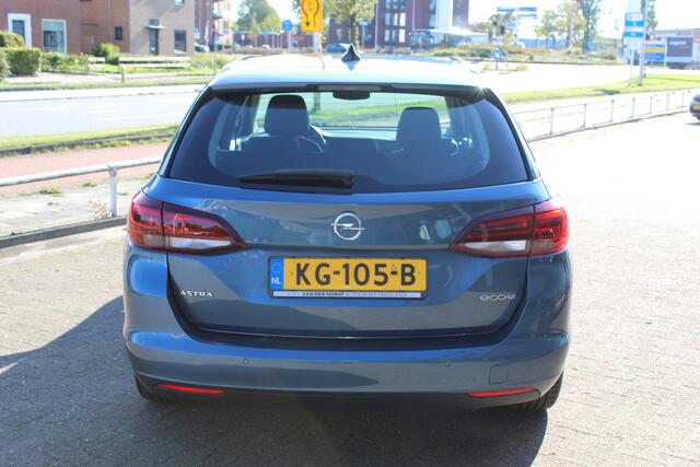 Opel ASTRA Sports Tourer 1.0 105 pk Innovation Zeer nette station wagon Navigatie, Parkeersensoren, Cruise Control, Aut. Airco