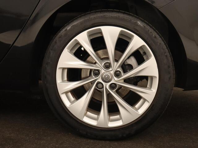 Opel ASTRA 1.4 Turbo Innovation | Trekhaak | Camera | Carplay | Navigatie | Keyless | Parkeerhulp | Climate control | Cruise control | Bluetooth