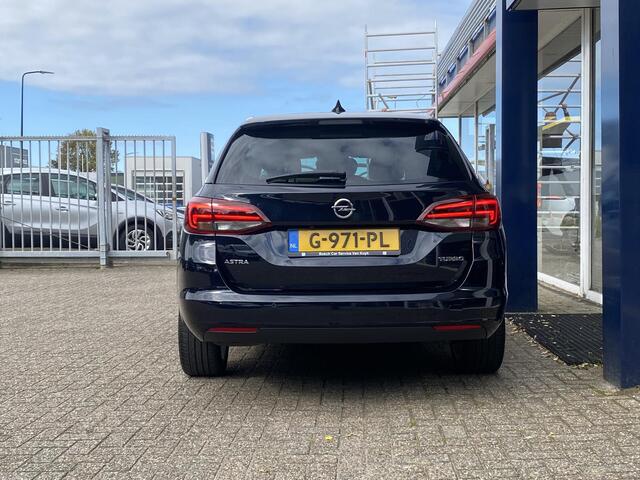 Opel ASTRA Sports Tourer 1.4 Innovation / Vol-Leder / Cruise-Control / Climate-Control / Stoelverwarming Voor + Achter / Stuurverwarming / Apple-Carplay & Android-Auto / Keyless / LED / DAB Radio-Bluetooth / Navi / Armsteun-Voor / Camera-Achter / 16'' LMV / ENZ.