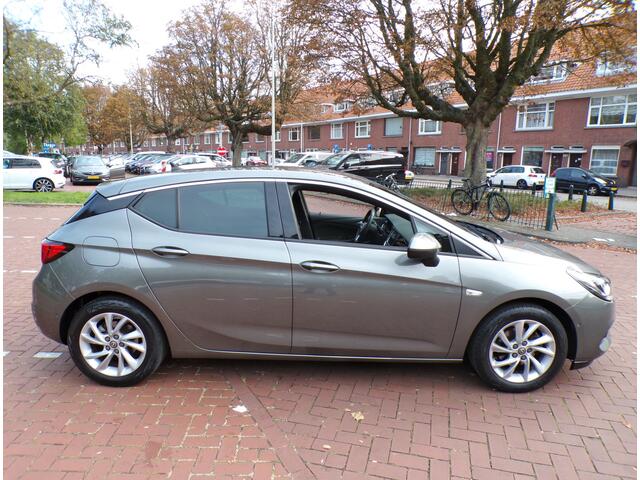 Opel ASTRA 1.2 Elegance van 1e eigenaar stoel+stuurverwarming