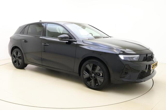 Opel ASTRA Electric 54 kWh GS | Navigatie | Stoel & Stuurverwarming | Camera | Extra getinte ramen | Lichtmetalen velgen | Keyless | Climate control