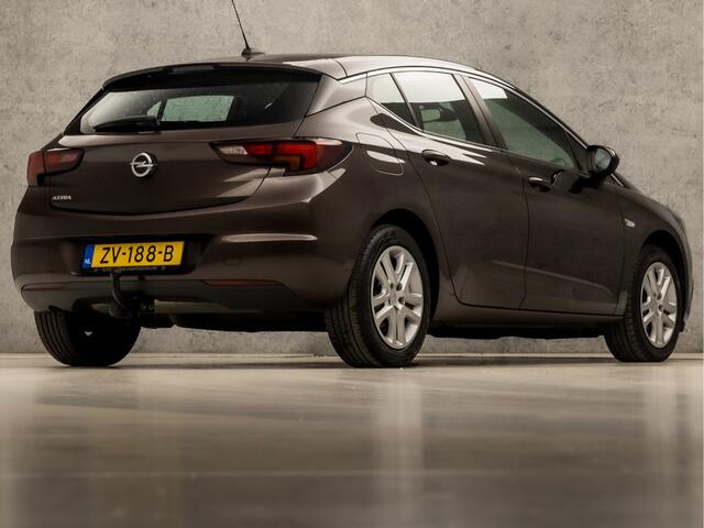 Opel ASTRA 1.4 Turbo Sport 150Pk Automaat (APPLE CARPLAY, GROOT NAVI, CLIMATE, LM VELGEN, SPORTSTOELEN, TREKHAAK, PARKEERSENSOREN, NIEUWE APK, NIEUWSTAAT)