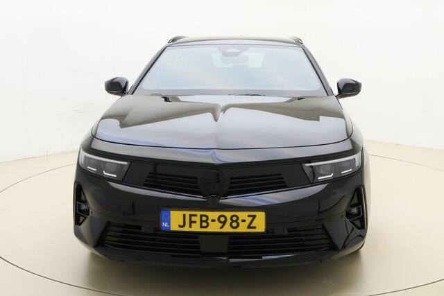 Opel ASTRA Sports Tourer 1.6 Turbo Plug In Hybrid 225 pk GSE | Alcantara bekleding | HUD | 18" LMV | Black pakket | Matrix verlichting | Winterpakket | Actieve vering |