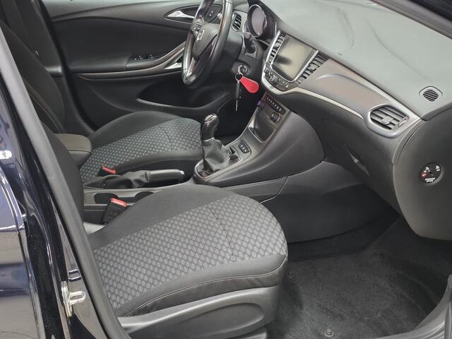 Opel ASTRA Sports Tourer 1.0 Online Edition/ PDC V+A/ LED Dagrijverl./ Apple + Android/ DAB+/ Navi/ Airco/ Cruise/ Elek. pakket/ Isofix/ Bluetooth/ Multi. LEDER. Stuur/ Metallic lak.