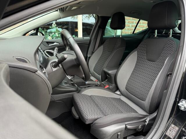 Opel ASTRA 1.2 Edition 131 PK SPORTSTOEL / CAMERA / 2X PDC / LED / LMV / NA