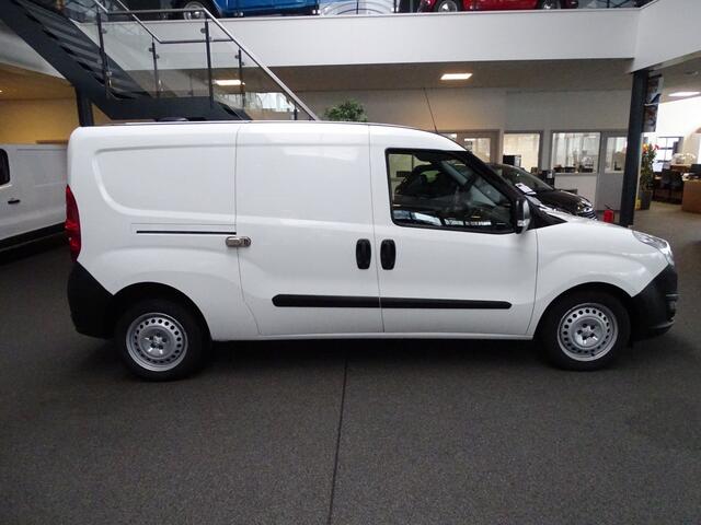 Opel COMBO 1.6 CDTi L2H1 Edition Maxi Nieuwe D-riem, Trekhaak, Cruise, Airco, Navi Etc.
