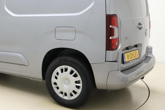 Opel COMBO Electric 136 L1 50kWh | Climate Control | Afwerking laadruimte | Navigatie | Parkeersensoren | Stuurverwarming