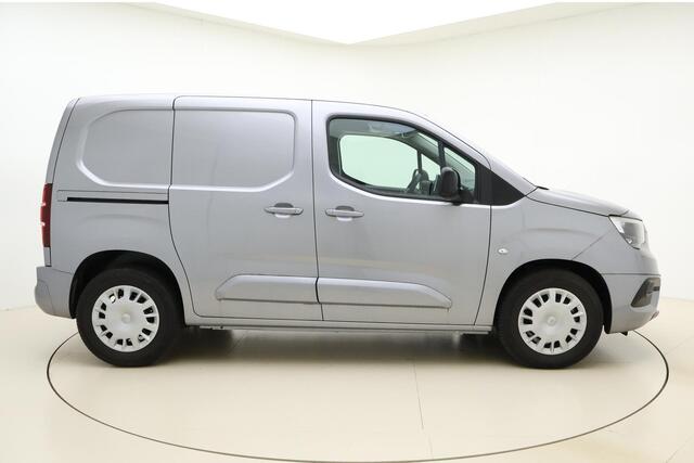 Opel COMBO Electric 136 L1 50kWh | Climate Control | Afwerking laadruimte | Navigatie | Parkeersensoren | Stuurverwarming
