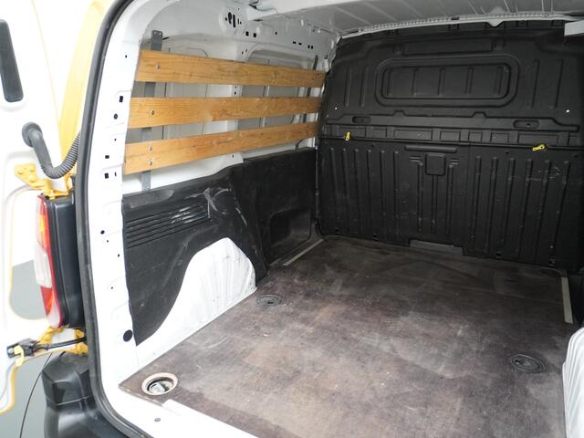 Opel COMBO 1.5CDTI EURO6 10x Op voorraad! 3-Pers. ECC Cruise Control Bluetooth Elektr.ramen Elektr.spiegels+Verwarmd Centr.Vergr+ab. L1H1 Edition Schuifdeur Betonplex vloer Lat om Lat betimmering Allesdragers 3 zit