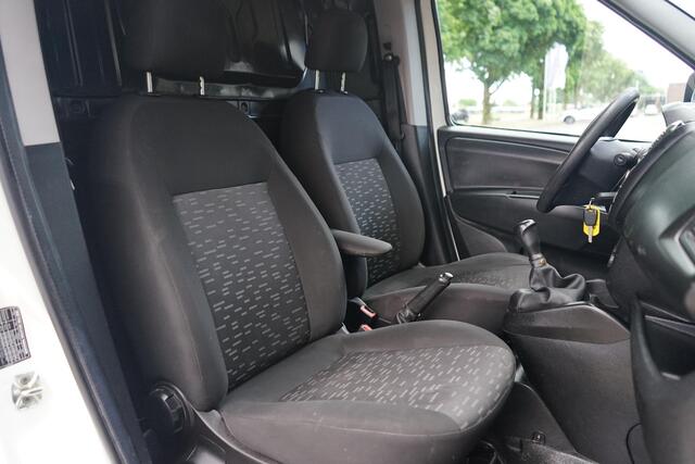 Opel COMBO 1.3 CDTi, Nieuwe APK, PDC, Cruise, Airco, Trekhaak, Org-NL