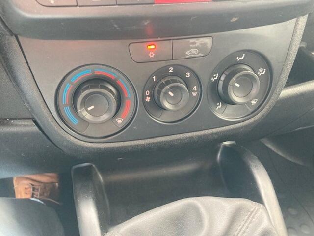 Opel COMBO 1.6 Cdti 105 Pk L2 H1 EURO 6 Airco PDC Sidebars Cruise Control Trekhaak