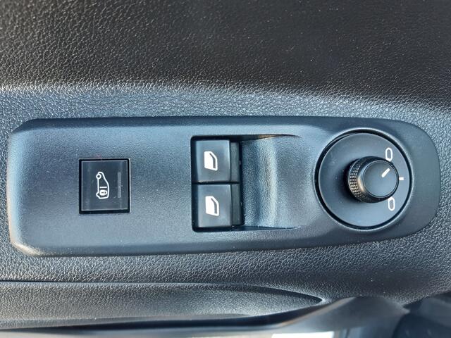 Opel COMBO 102Pk Airco Cruisecontrol Achteruitrijcamera 35925 KM !