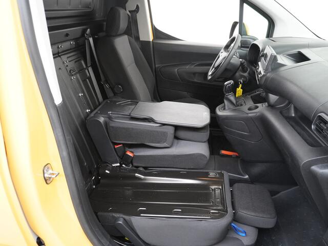 Opel COMBO 1.5CDTI EURO6 9x Op voorraad! 3-Persoons Airco Cruise Control Bluetooth Elektr.ramen Elektr.spiegels+Verwarmd Centr.Vergr+ab. L1H1 Edition Schuifdeur Betonplex vloer Lat om Lat betimmering