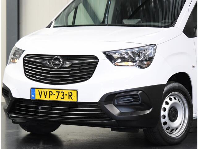 Opel COMBO 1.5D L2H1 100PK Standaard | AppleCarPlay/AndroidAuto | Houtenlaadvloer | Cruise Control | Airco | Navigatie | Parkeersensoren | DAB Radio | Armsteun | Parkeersensoren |
