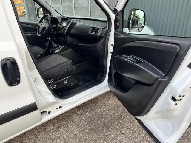 Opel COMBO 1.3 CDTi L2H1 BTW BPM VRIJ Maxi Trekhaak 1000kg trekgewicht Parkeersensoren achter Verlengt Telefoonverbinding 1e Eigenaar Euro 6 Bpm vrij voor particulier gebruik!!