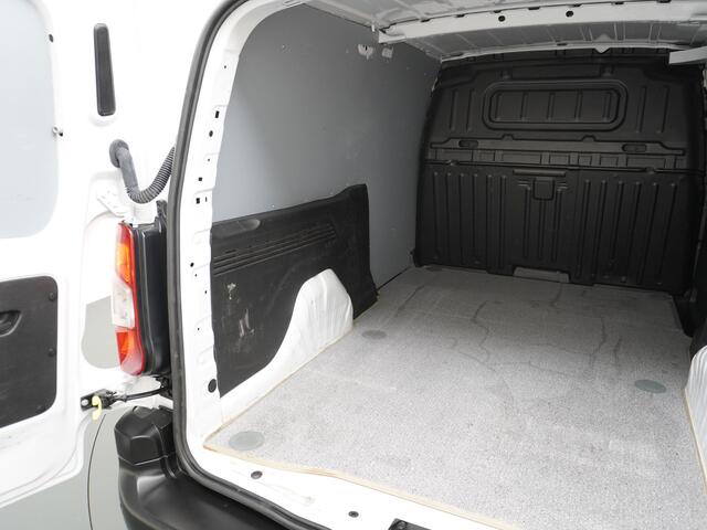 Opel COMBO 1.5D L2H1 102PK, Cruise Control, Navigatie, Climat, EX Lease