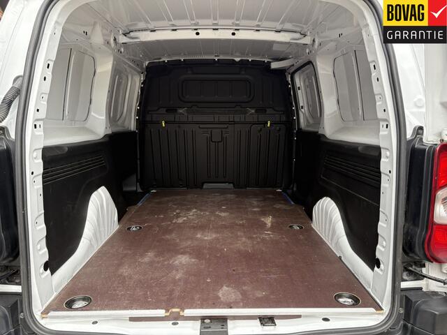 Opel COMBO 1.2 Turbo L2H1 Edition 3 ZITS! , NIEUWE DISTRIBUTIE ( Airco, Cruise control, Parkeersensoren, Doorlaadluik) RIJKLAARPRIJS!)