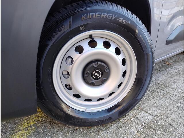 Opel COMBO Electric L2 50 kWh 136pk | ACTIE! | 8 jaar garantie | Houten afwerking laadruimte | Multimedia | Apple Carplay | Android Auto | Achteruitrijcamera | Parkeersensoren achter | Digital cockpit | Stuurwielbediening | Reservewiel | van ¤31.329 voor ¤26.895