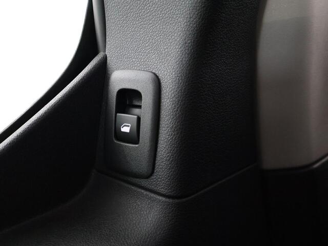 Opel COMBO Life 1.2 TURBO 5-PERS. + PANORAMA | TREKHAAK | CAMERA | 1e EIGENAAR | APPLE CARPLAY | NAVIGATIE