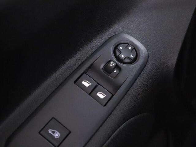 Opel COMBO 1.5D L1H1 Camera/Pdc/Navi/Carplay/Betimmering Opel Combo 1.5D L1H1 Camera/Airco/Pts achter/Navi/Apple