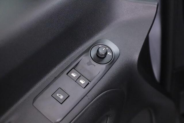 Opel COMBO 1.5D L2 102pk BPM VRIJ! Nieuw!Camera/AC/VC/Carplay Opel Combo 1.5D L2H1 102pk Camera/Airco/Apple/Android