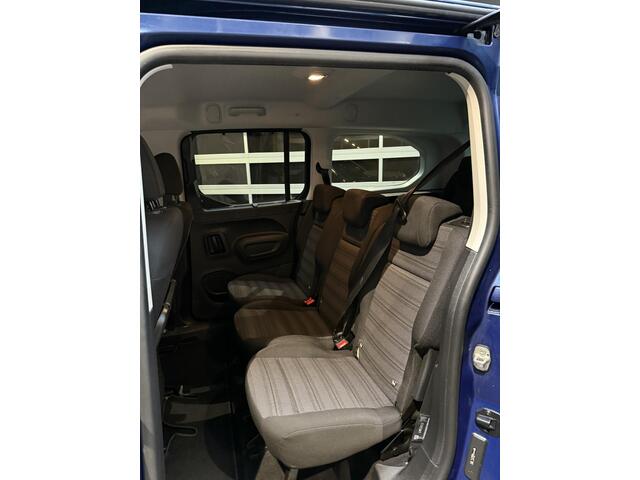 Opel COMBO life automaat 7 persoons ( Rifter, berlingo ) Life Automaat 7 persoons ( Rifter, Berlingo )