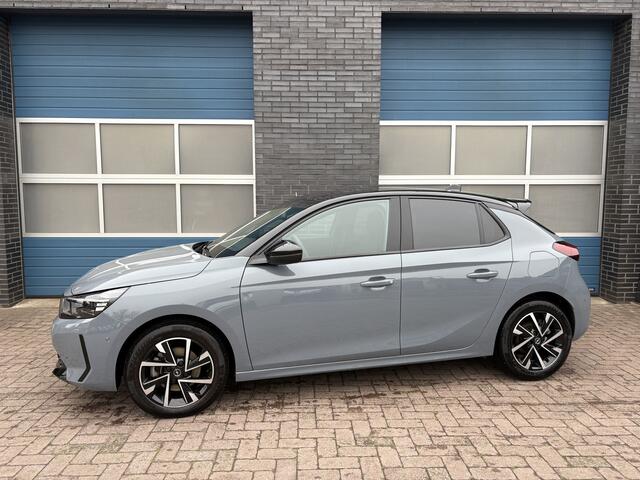 Opel CORSA 1.2 Turbo GS, 130 pk, panodak,navi via app.