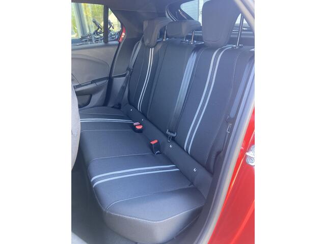 Opel CORSA 1.2 Turbo 110pk Hybrid Automaat Yes | Navi via Apple Carplay / Android Auto | Cruise control | LED koplampen | Parkeersensoren | Sportstoelen | Stoel- en Stuurverwarming | Zwart dak | Demo