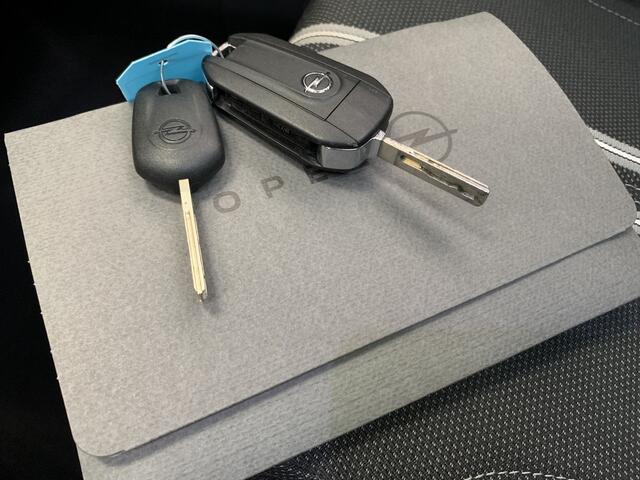 Opel CORSA 1.2 GS Sport PANODAK-CAMERA-SPORT INT-LED-CRUISE CONTROL-LMV