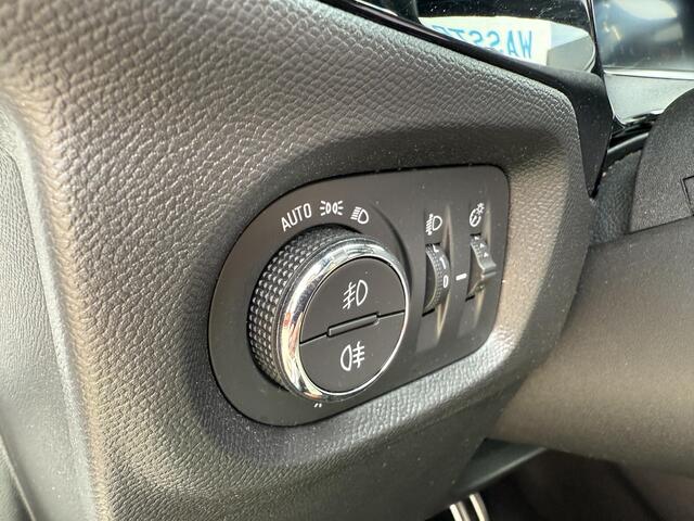 Opel CORSA 1.2 GS Line Airco/Apple Carplay/Duo-Tone/16"Zwarte velgen/GEEN AFLEVERKOSTEN