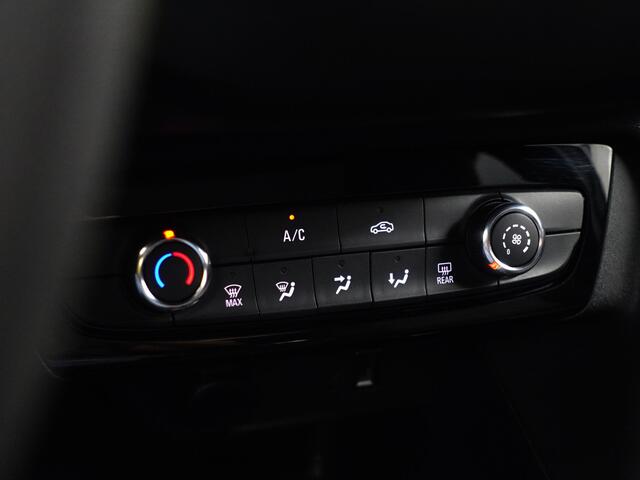 Opel CORSA 1.2 Edition- Park Assist, Lane Assist, Clima, Cruise, Privacy Glass, Comfort Interieur