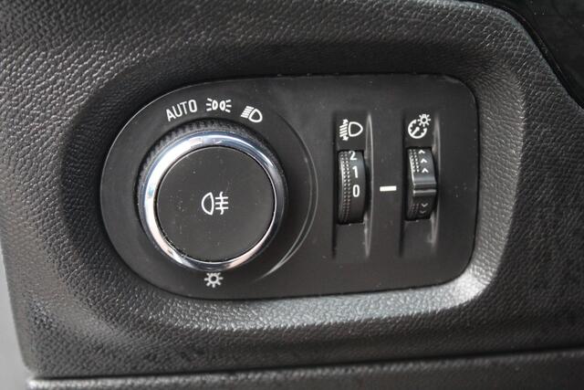 Opel CORSA 1.2 Edition