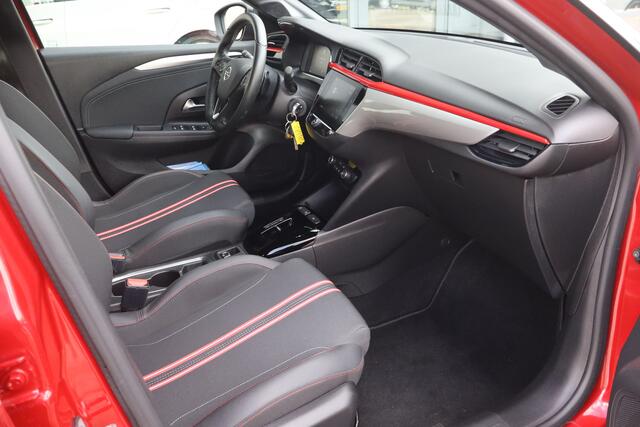 Opel CORSA 1.2 GS Line - NL- Auto!! Camera I Dode hoek I Apple
