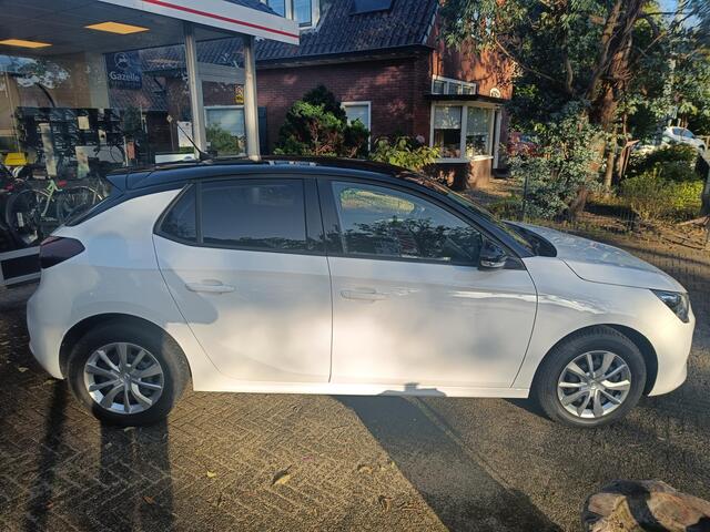 Opel CORSA 1.2 Edition //Camera//Navigatie//Style pakket