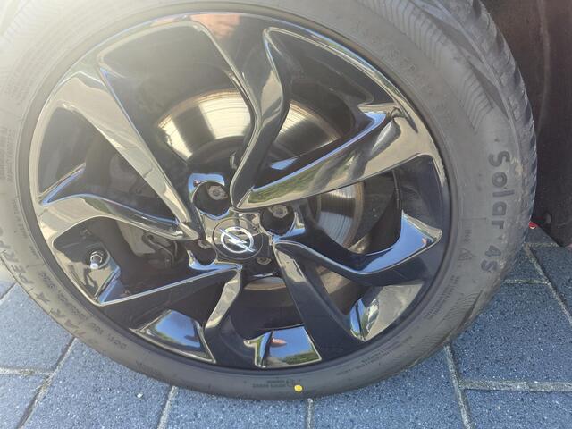 Opel CORSA 1.4 color edition 5 deurs, airco, sportvelgen, cruise control, stoelverwing, stuur verwarming, enz