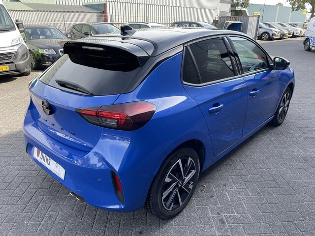 Opel CORSA 130pk GS (Panoramadak - Camera - Keyless Entry - Stoel-/-stuurverwarming - Parkeersensoren V+A - LED - Automatische Airco - Navigatie - Apple Carplay)