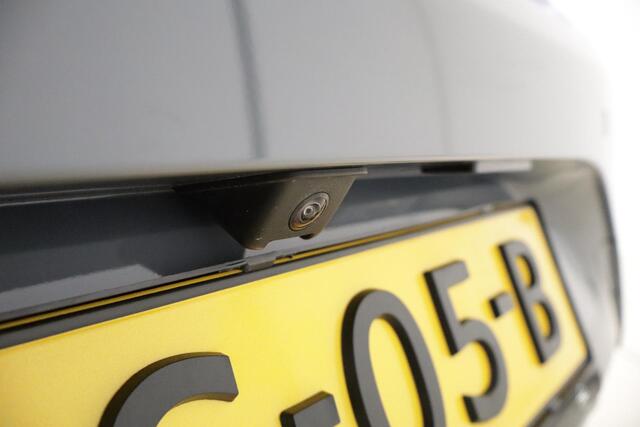 Opel CORSA 1.2 Turbo GS 100 PK | Navigatie via Carplay | Camera | Lichtmetalen velgen | Zwart dak | Parkeersensoren voor en achter | Nieuw model